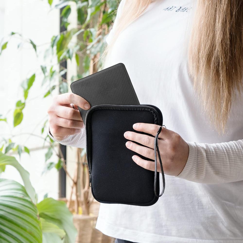 Pouzdro KW Mobile Neoprene Zipper - KW57397108 - Univerzální pouzdro pro čtečky 6-7" - fialové