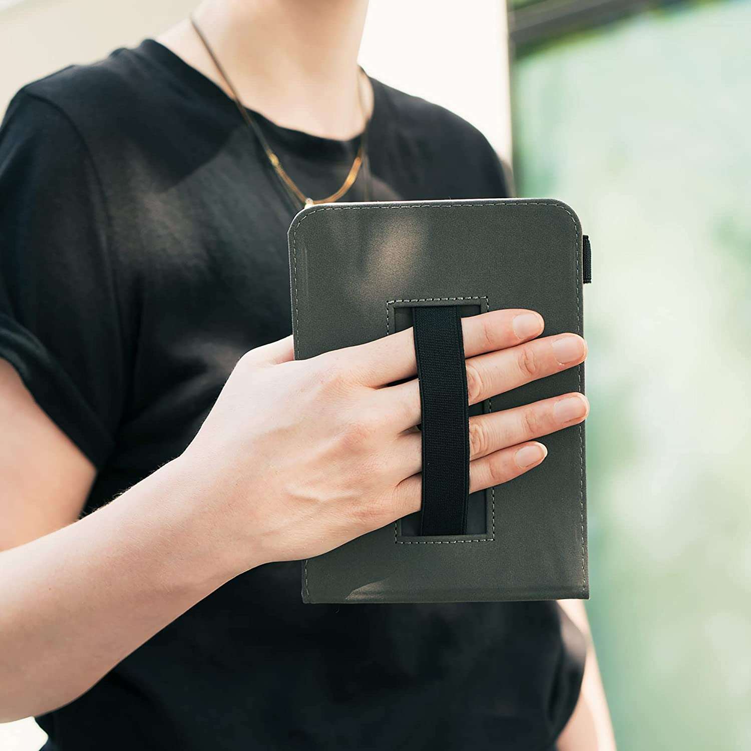 Pouzdro KW Mobile - Brushed Heart - KW4941806 - pro Amazon Kindle Oasis 2/3 - šedé