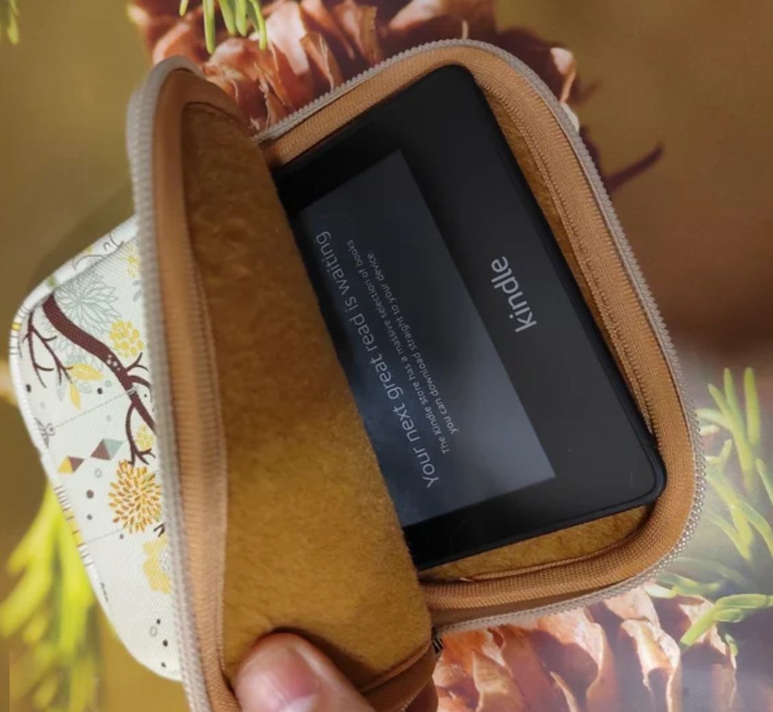 ARMORI Zipper Z076 - motiv Yellow Birds - Univerzální pouzdro pro čtečky 6" - textilní, zip